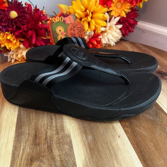 FitFlop Womens DX4090-045 Walkstar Toe-Post Strappy Sandals Sz 8US in Black - Picture 1 of 10